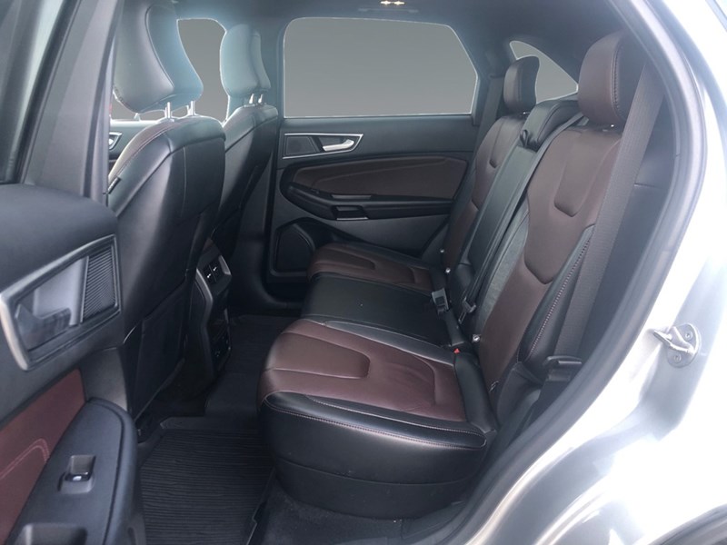 2022 Ford Edge Titanium AWD