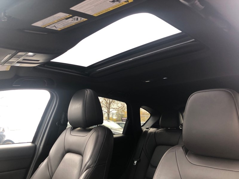 2020 Mazda CX-5 Signature AWD | Leather & Nav