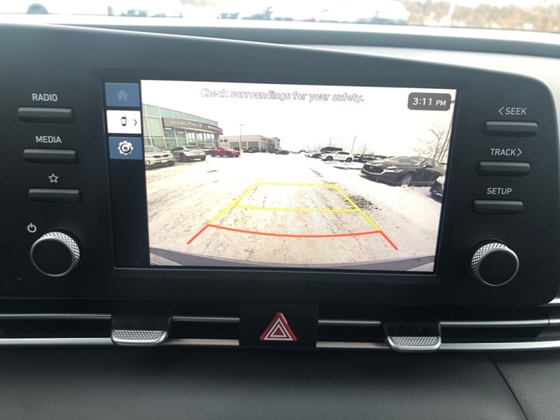 2024 Hyundai Elantra Essential IVT | 2 Sets of Wheels Included!