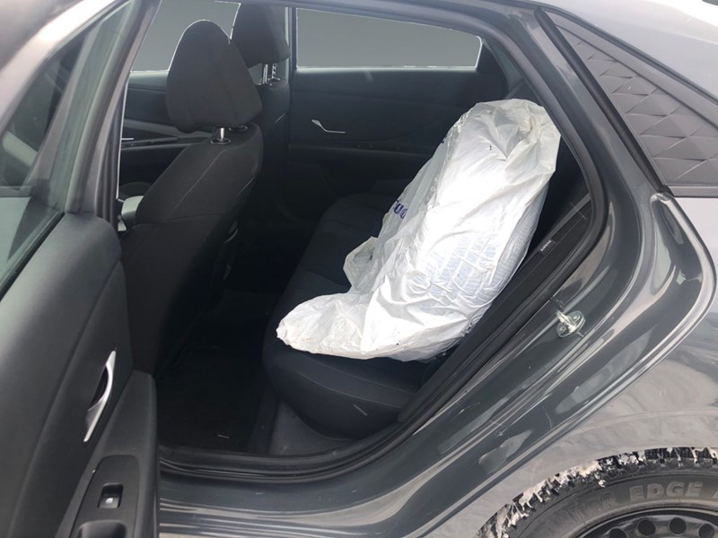 2024 Hyundai Elantra Essential IVT | 2 Sets of Wheels Included!