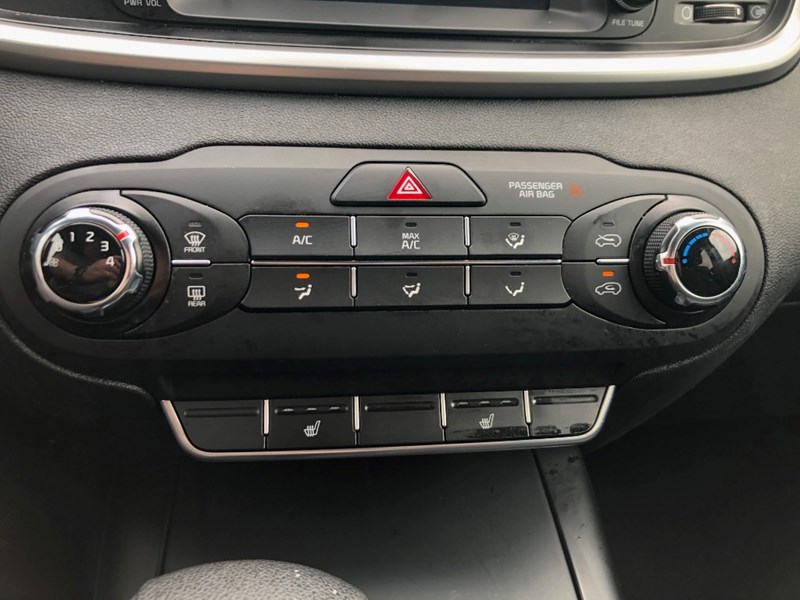 2020 Kia Sorento LX AWD | Extra Tires Included!