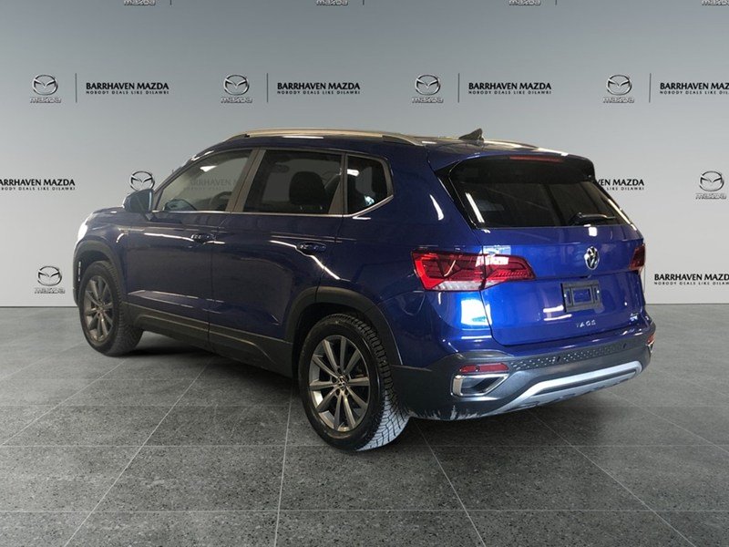 2023 Volkswagen Taos Highline 4MOTION | 2 Sets of Wheels Included!