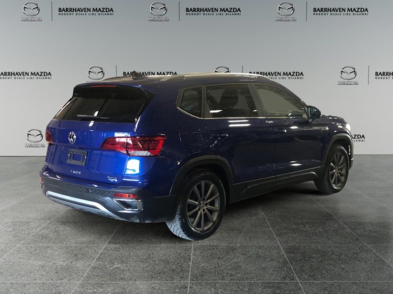 2023 Volkswagen Taos Highline 4MOTION | 2 Sets of Wheels Included!