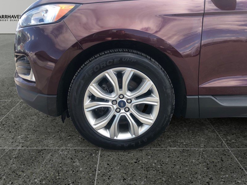 2020 Ford Edge Titanium AWD | 2 Sets of Wheels Included!