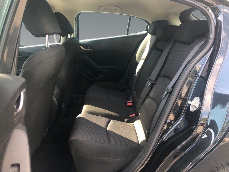2015  Mazda3 Sport 4dr HB Sport Auto GS