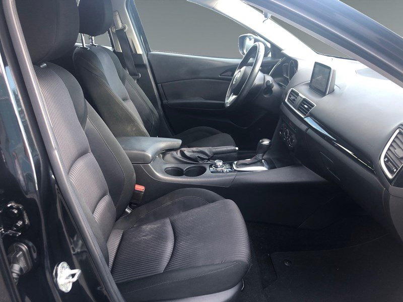 2015  Mazda3 Sport 4dr HB Sport Auto GS