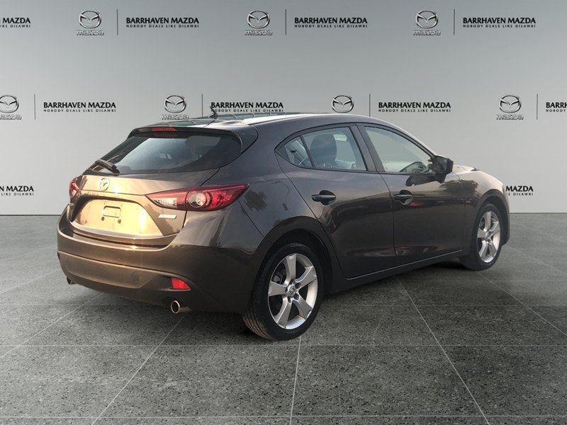 2015  Mazda3 Sport 4dr HB Sport Auto GX