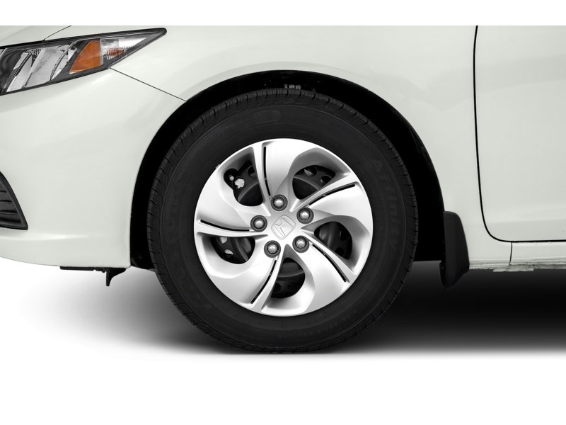 2014 Honda Civic 4dr Man LX Exterior Shot 5