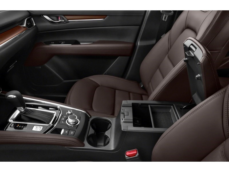 2021 Mazda CX-5 Signature AWD Interior Shot 7