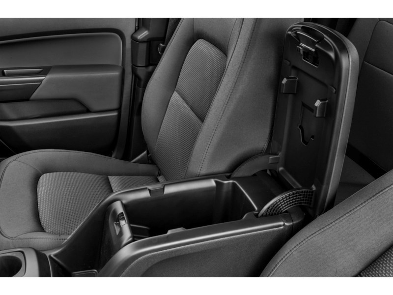2018 Chevrolet Colorado 2WD Ext Cab 128.3" Work Truck Interior Shot 7