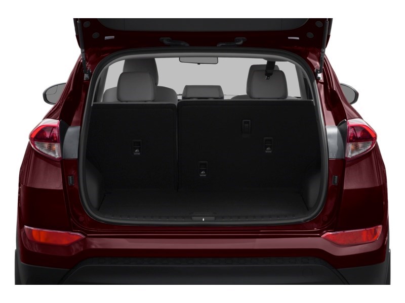 2016 Hyundai Tucson AWD 4dr 2.0L Premium Exterior Shot 4
