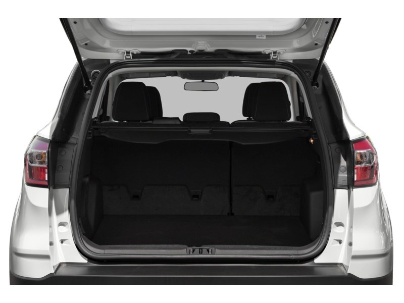 2019 Ford Escape Titanium 4WD Exterior Shot 4