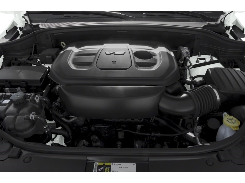 2019 Jeep Grand Cherokee Altitude 4x4 | 3.6L PENTASTAR VVT V6 Exterior Shot 3