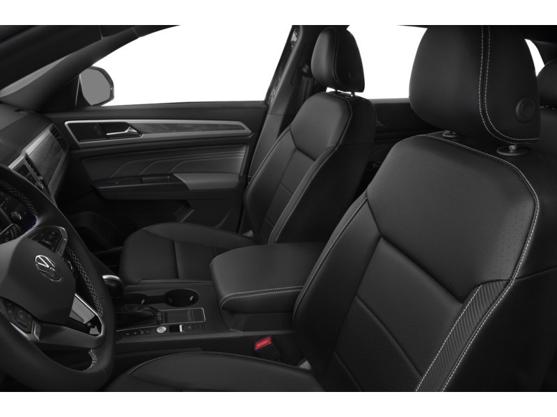 2020 Volkswagen Atlas Cross Sport Comfortline 2.0 TSI 4MOTION Interior Shot 4