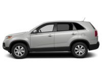 2013 Kia Sorento AWD 4dr V6 Auto LX Snow White Pearl Metallic  Shot 3